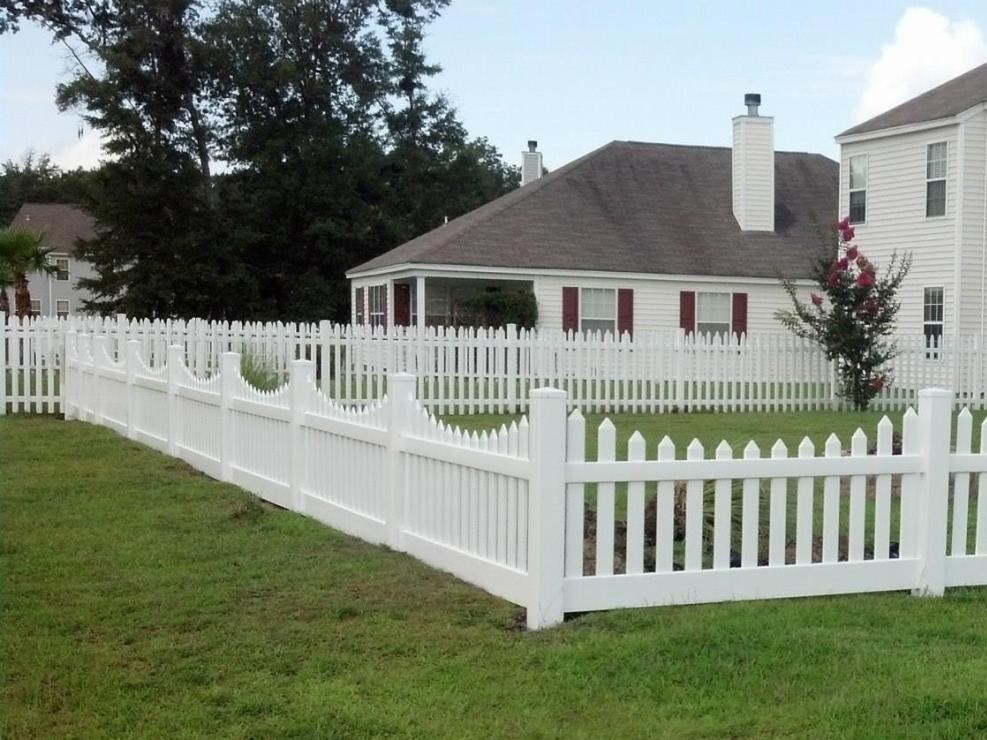 Photo of vinyl fence