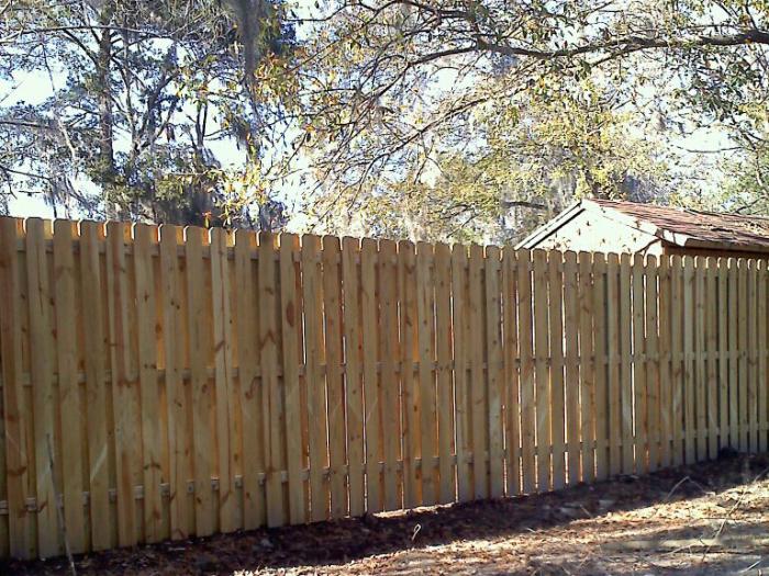 wood fence Bloomingdale Georgia