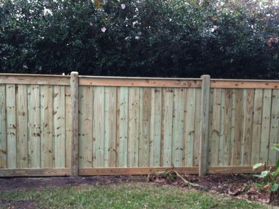 Hinesville GA cap and trim style wood fence